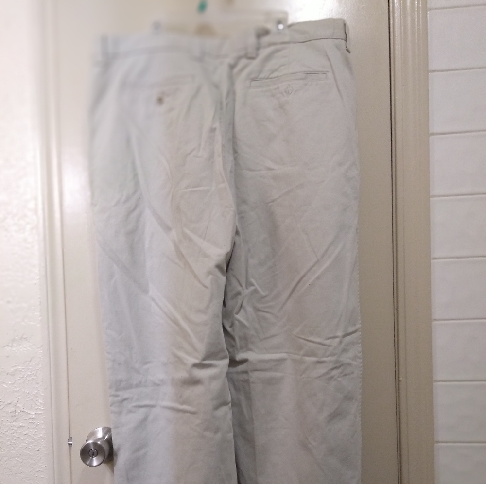Khaki pants